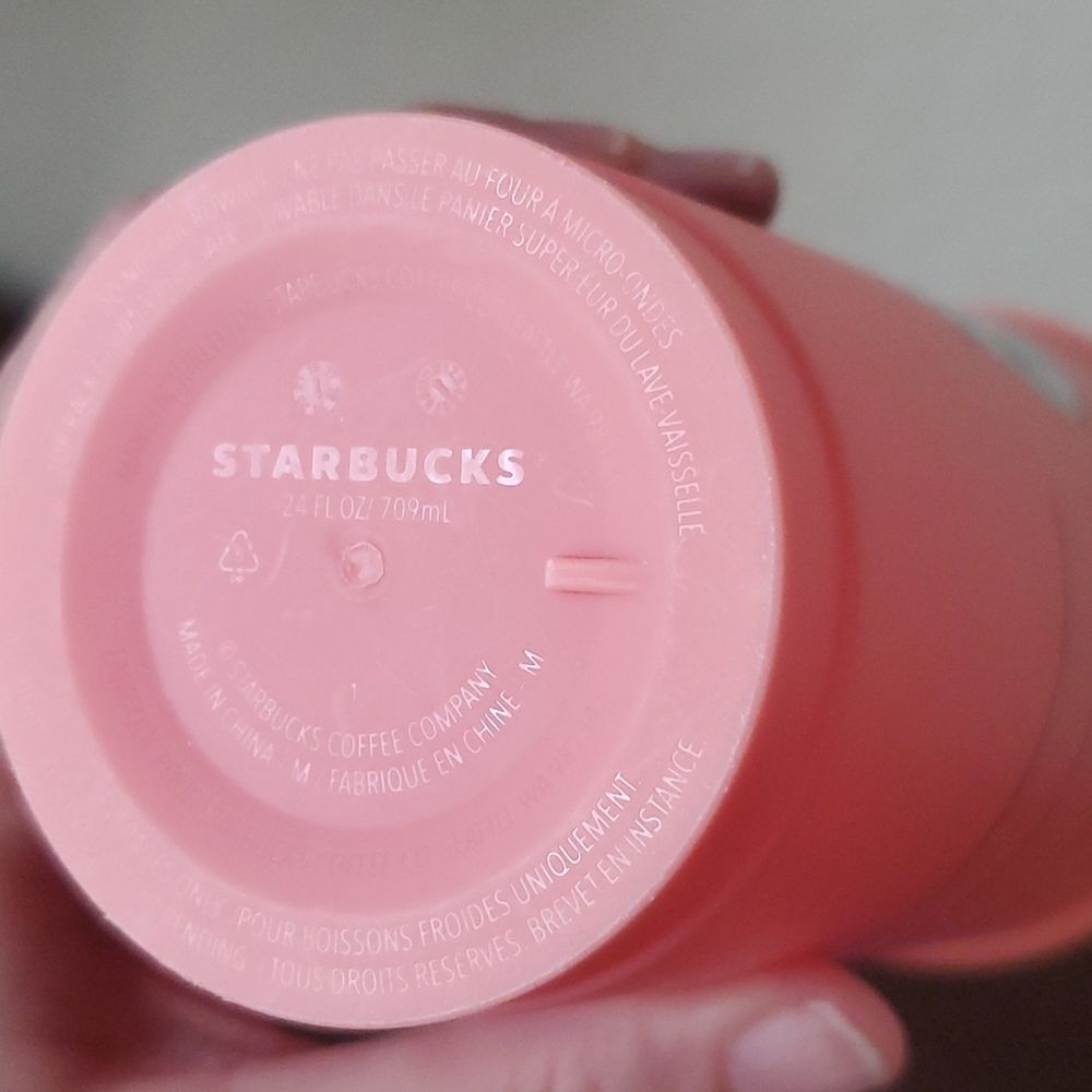Set of 2 Starbucks Reusable Plastic Venti Cups Frosted Pink Blue 24oz Cold Drink - Picture 5 of 7